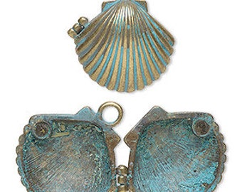Shell Pendant, Patina Pendant, Magnetic Closure, Blue Patina, Beach, 30x28mm, 1 each, D1074