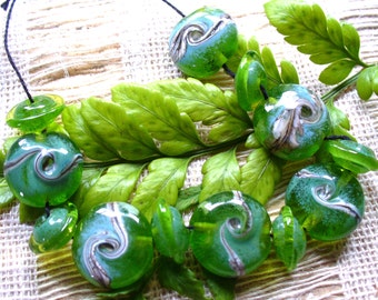 lampwork beads/glass beads/handmade lampwork/sra lampwork/beads/green/silvered ivory/misty morning