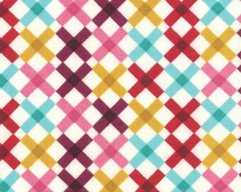 Eggplant/Pink Lattice Print from the Domestic Bliss Collection, by Moda