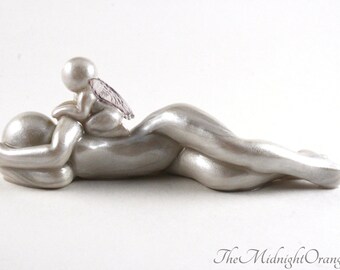Pregnancy Loss Keepsake - angel sculpture for baby and infant loss - bereaved mother and child figurine - handmade to order remembrance gift