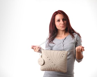 Cream quilted leather purse. Off white crossbody leather bag.