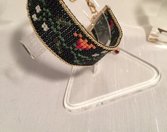 Adjustable cuff bracelet