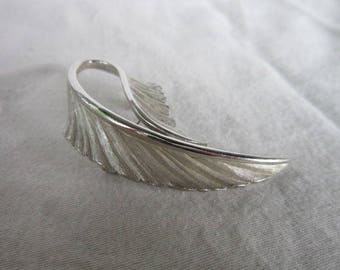 Vintage Nice Silver Tone Large Stylized Leaf Branch Brooch