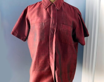 Vintage Thai Silk Tailored Blouse - 1960s-80s Chanawatra - Hand-Woven Maroon Short Sleeved Tailored Blouse - Hidden Buttons - Size M