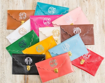Scalloped Monogrammed Clutch Purse in 13 colors!!