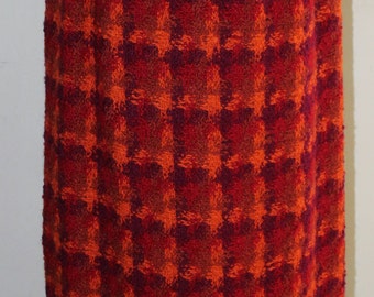 SZ. 6/8 wool boucle maxi skirt, vintage 1960's