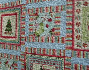 Home For The Holidays Christmas Quilted Lap Quilt, Christmas Quilt