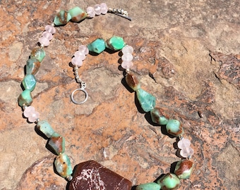 Chrysoprase and rose quartz necklace