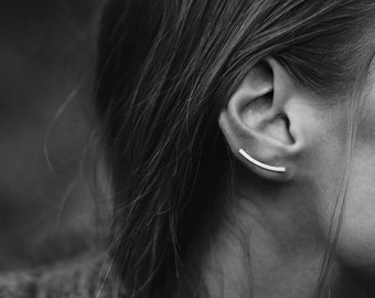 Ear crawler, Sterling silver ear climber, curved one piece earring, modern earrings, minimalistic earrings, unusual earring, contemporary