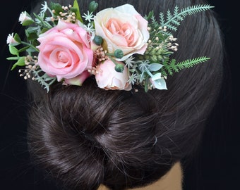 Bridal hair comb/ Wedding hair accessories/ Pink flower comb/ Bridesmaid hair comb/ Flower girl comb/ Blush hair comb/ Wedding flower comb