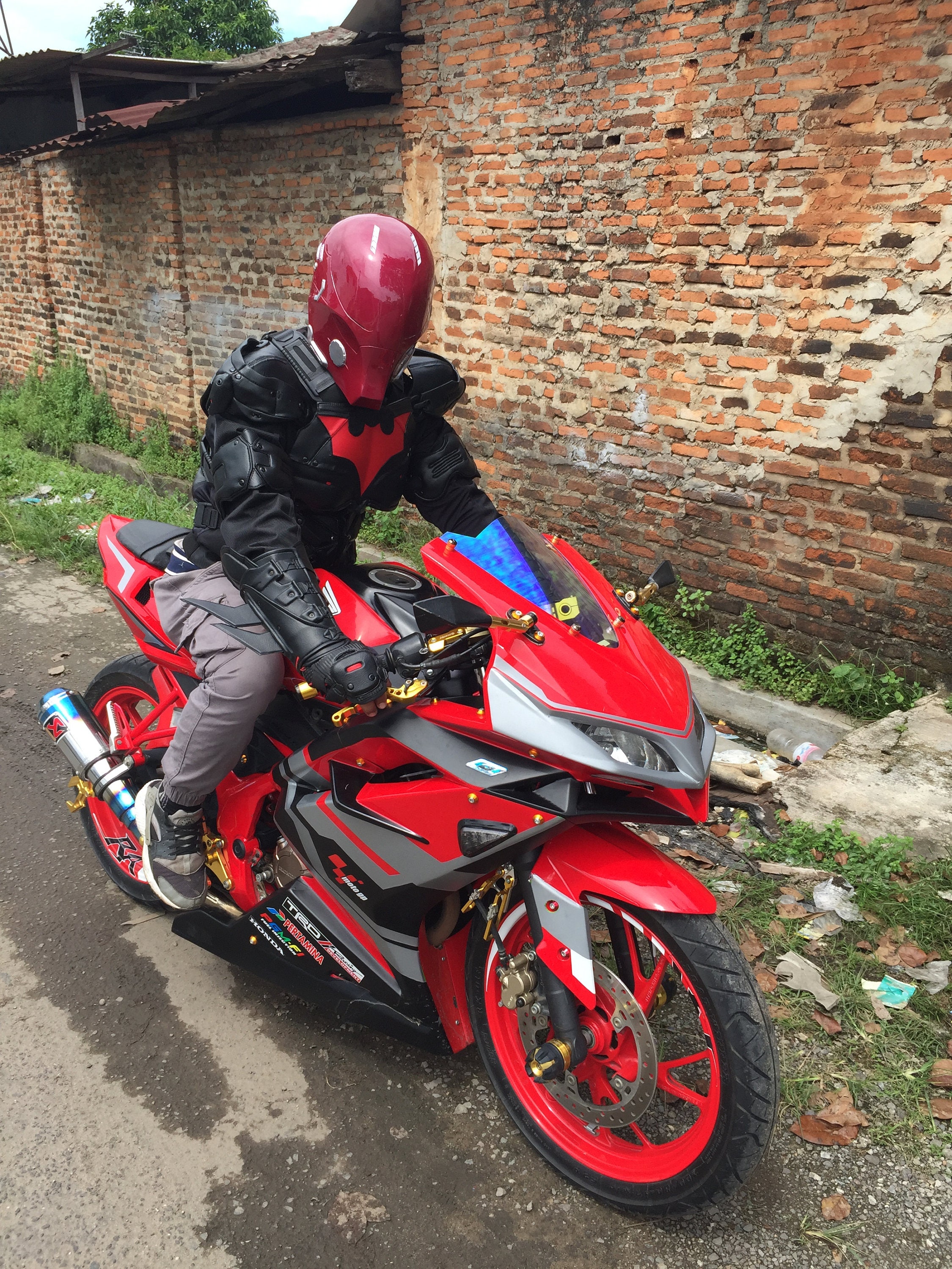 Wearable Red Hood Jason Todd Arkham Version Helmet for Cosplay