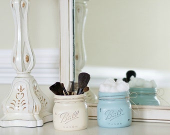 Set of Two Painted and Distressed Elite Mason Jars. Bathroom Decor. Home Decor. Rustic Decor. Primitve. Painted Mason Jars. Cosmetic Holder.
