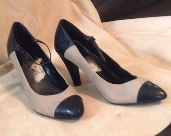 Tan & Black Spectator heels/Size 8M