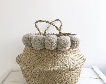 Large seagrass grey pompom basket bag storage nursery for Toy of laundry , panier boule