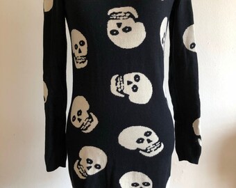 Betsey Johnson Skull Pullover Sweater Tunic in Black Punk 1980's Size Small