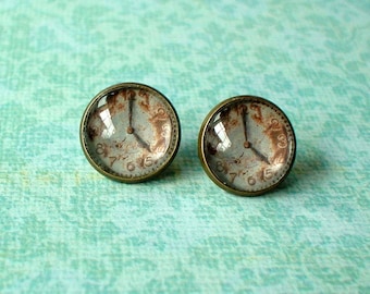 20 % OFF - Vintage Rusty Clock Cabochon Stud Earrings,Earring Post,Cute Gift Idea