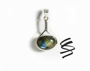 Labradorite Gemstone Jewelry Labradorite Silver Pendant Labradorite Sterling Silver Necklace Natural Stone Jewelry Birthstone Jewelry Gift