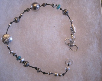 925 Sterling Silver Beaded Bracelet with a hint of Turquoise