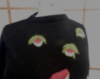 Vintage Women's Wool Pullover Floral Sweater