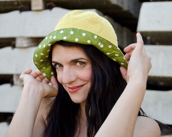 Polka Dot Boho Hat in Yellow Linen and Green Cotton, Reversible Summer Hat