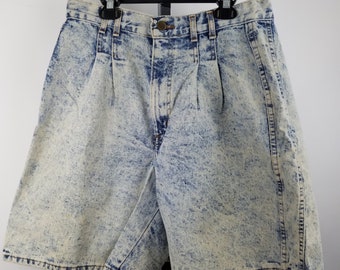 Chic Shorts Womens Acidwash Stonewash Denim Size 16 High Waist Pleated 28" Waist