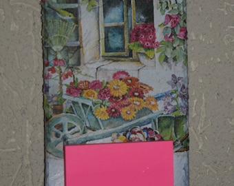 memo slate decorated: floral wheelbarrow