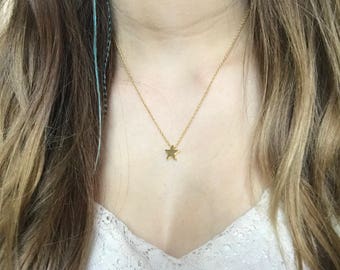 Gilt Gold Star pendant necklace