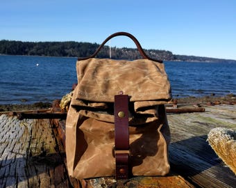 Field Tan Waxed Canvas, Cordura and Leather Insulated Lunch Bag