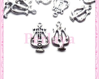 Set of 20 small REF026X4 silver harp charms