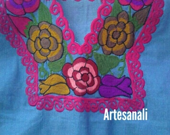 Mexican Embroidered Ligth Denim Blouse Size To Medium/