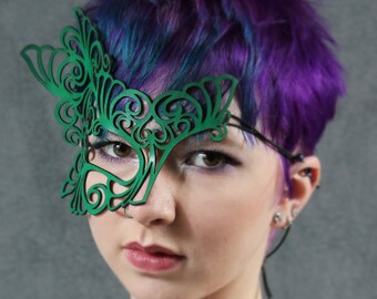 Roxy leather mask in bright green