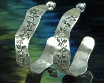 Hoop Earrings- Winding Flowers