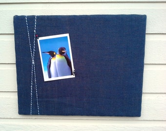PinBoard in burlap with a nautical theme, twisted blue and white twine, cottage or beach wedding Pin Board, customizeable kitchen memo board