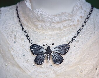 Butterfly Necklace Gray 7, 3cm