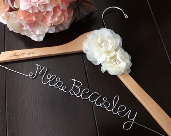 Wedding hanger, Personalized Wedding hanger, custom wire hanger, bridal hanger, bride gift, bridesmaids gift, custom hanger, Wedding