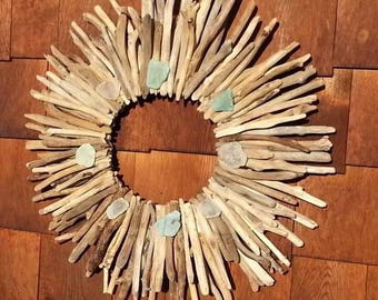 20" to 22" Driftwood Wreath with Sea Glass, valentine's day gift for her, Beach Theme decor, Beach Decor - Driftwood Wall Art - Driftwood