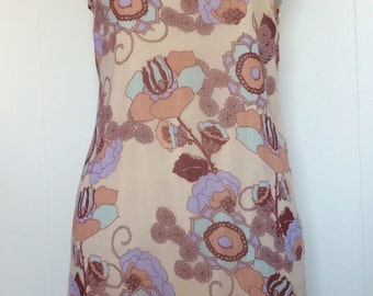 Mod-Inspired Peach Floral Shift Dress Size Small