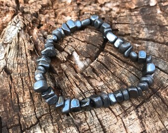Gemstone Chip Hematite Bracelet