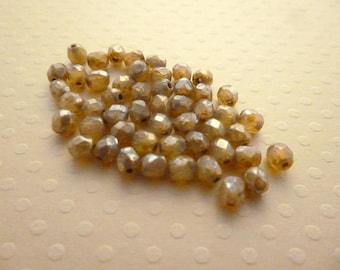 Set of 50 4 mm Gold Luster - F4 1537