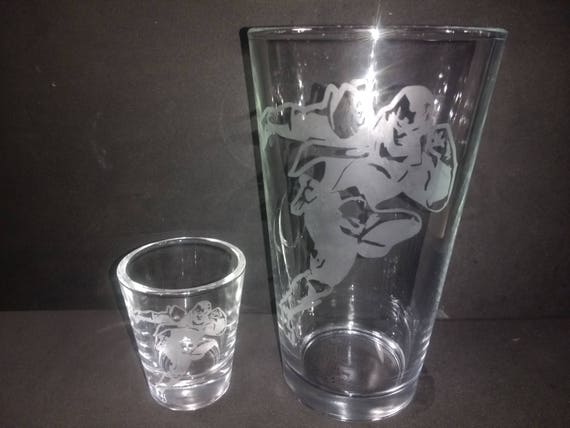 Captain Falcon Pub Glass and shot glass