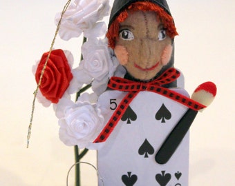 Queen of Heart's Gardener from Alice in Wonderland. Approx 5.125" tall &1 1/8 oz weight.