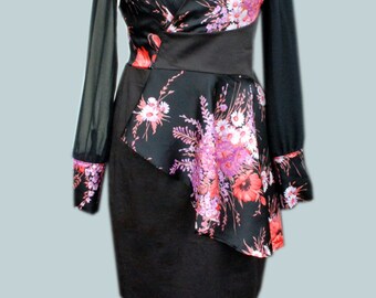 Black dress with flowers. US 12