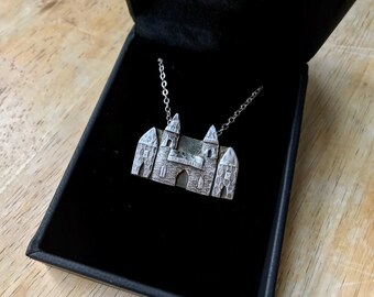 Château I - Necklace with Sterling Silver Chain