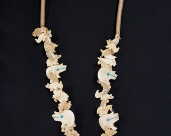 Santo Domingo bear fetish necklace