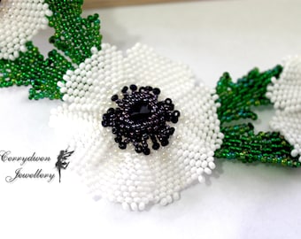 Beaded white poppies