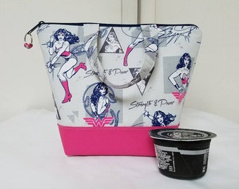 Wonder Woman Lunch Bag, Vinyl Bottom, Kids Insulated Lunch Bag, Wonder Woman Lunch Box, Washable, Heavy Nylon Lining, Inner Zipper Pocket.