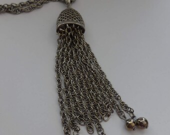 Vintage Silver Tone Tassell Necklace
