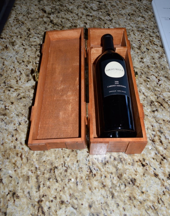 Maple Stained wooden WiNE BoTTle BoX, wedding gift, maple stained, wine gift box, rustic, shabby chic wine box