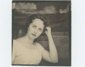 Vintage Arcade Photo Booth: Young Woman, c1950s (712631)