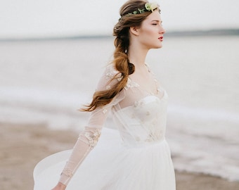 long sleeve wedding dress, wedding dress, open back wedding dress, bohemian wedding dress, boho wedding dress, tulle wedding dress